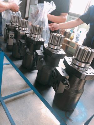 Comprar De BMH OMH baixo RPM motor hidráulico do motor do carretel da válvula do torque alto hidráulico online manufacture